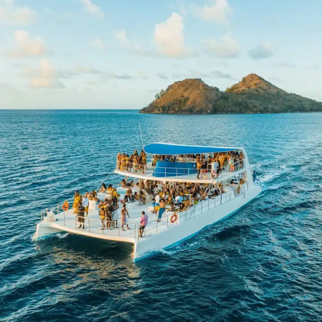 Sundowner Yacht