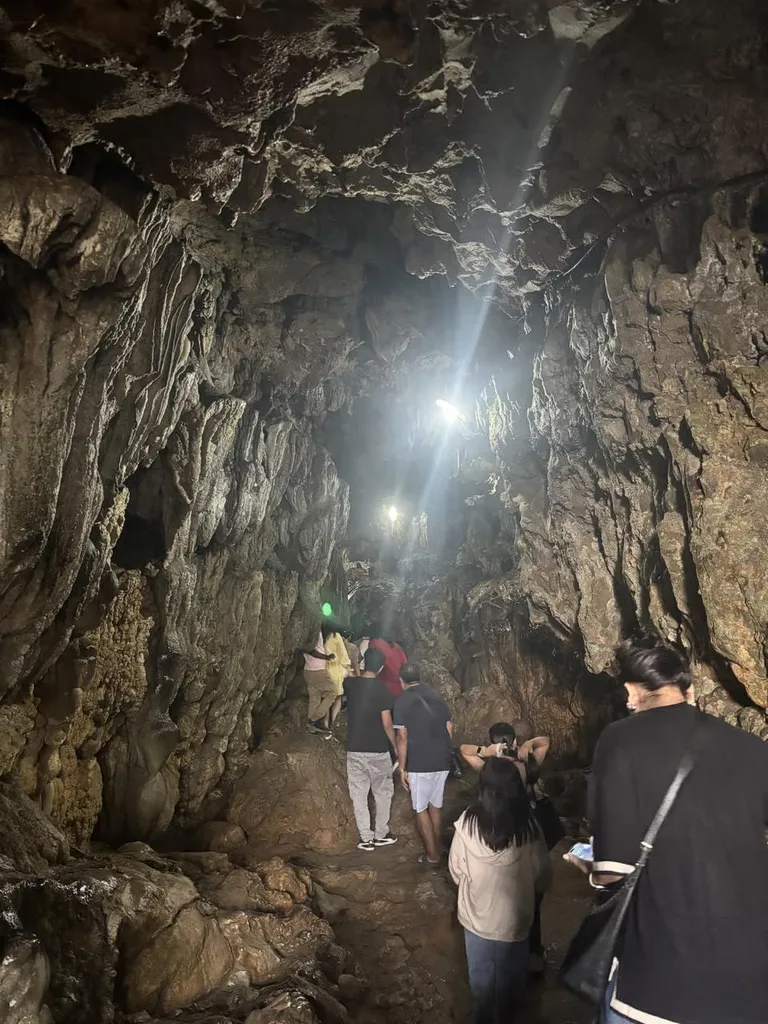 Mawsmai Cave