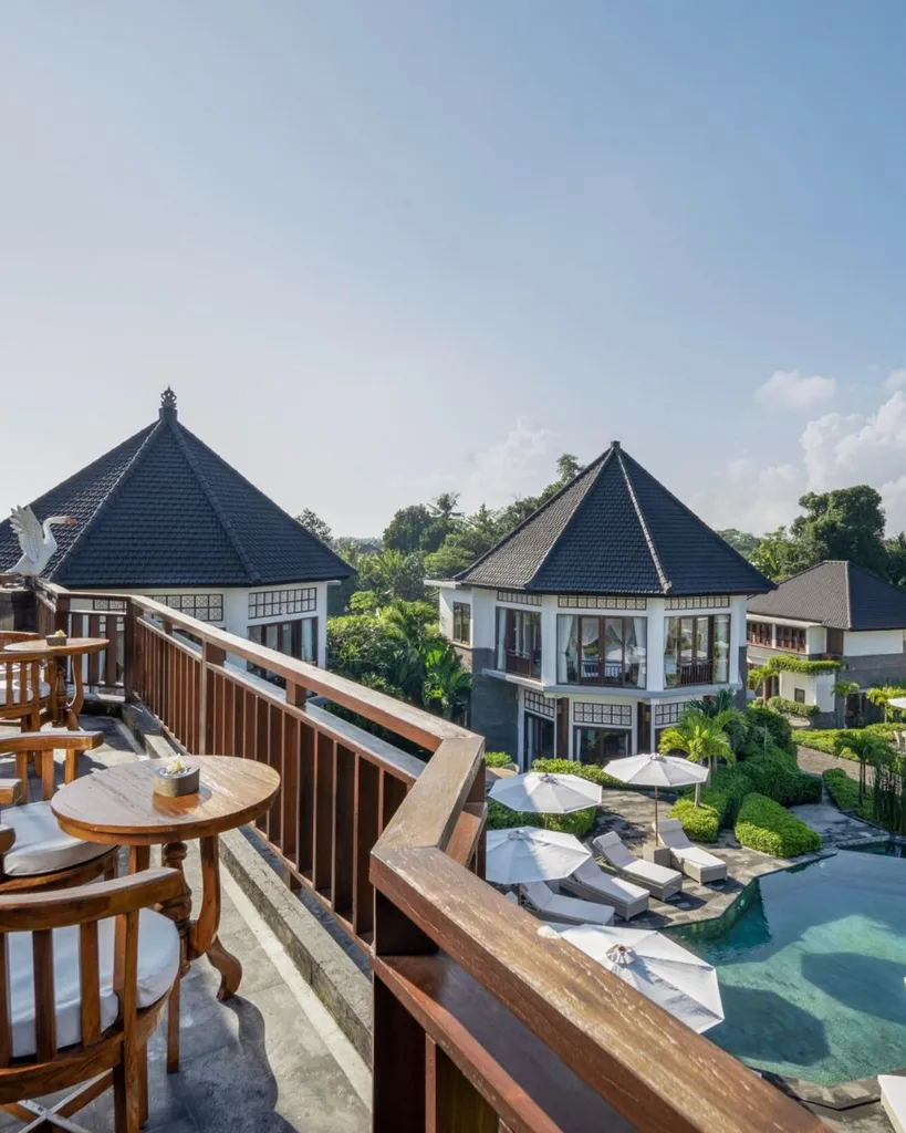 Swan Paradise, Ubud