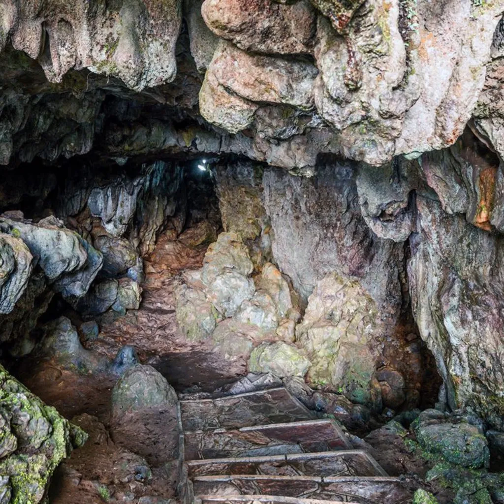 Mawsmai Caves