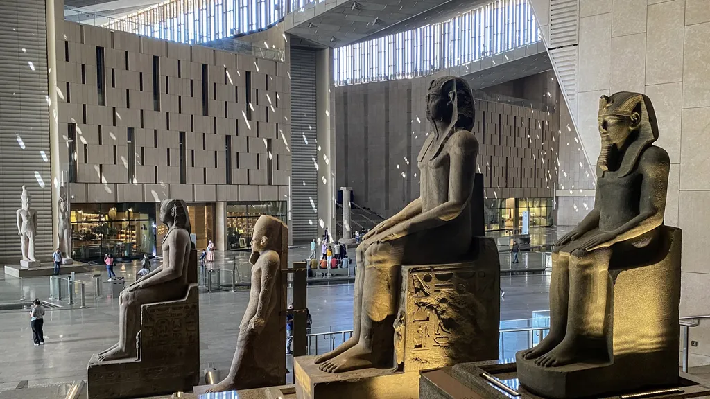 Pyramids & Museums