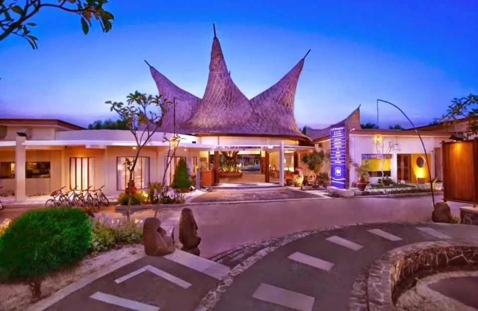 Aston Resort, Gili T