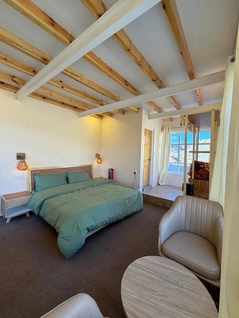 Social Courtyard , Kaza
